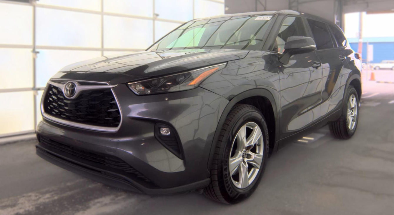 2024 Toyota Highlander LE