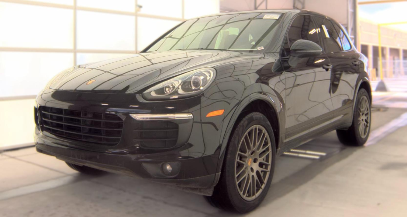 2017 Porsche Cayenne Platinum Edition