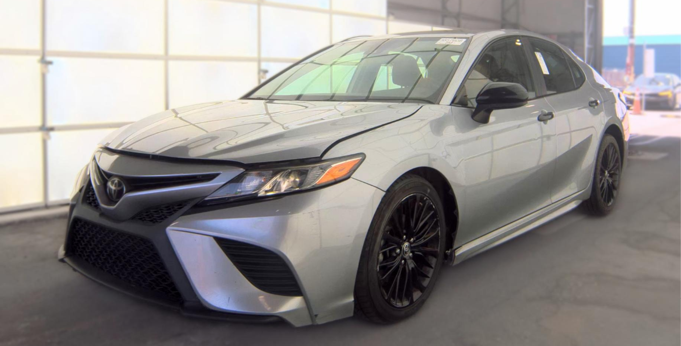 2020 Toyota Camry SE Nightshade
