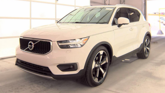 2020 Volvo XC40 T5 Momentum