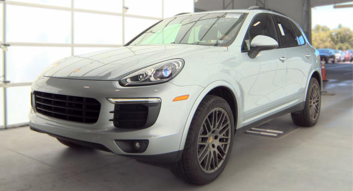 2017 Porsche Cayenne Platinum Edition