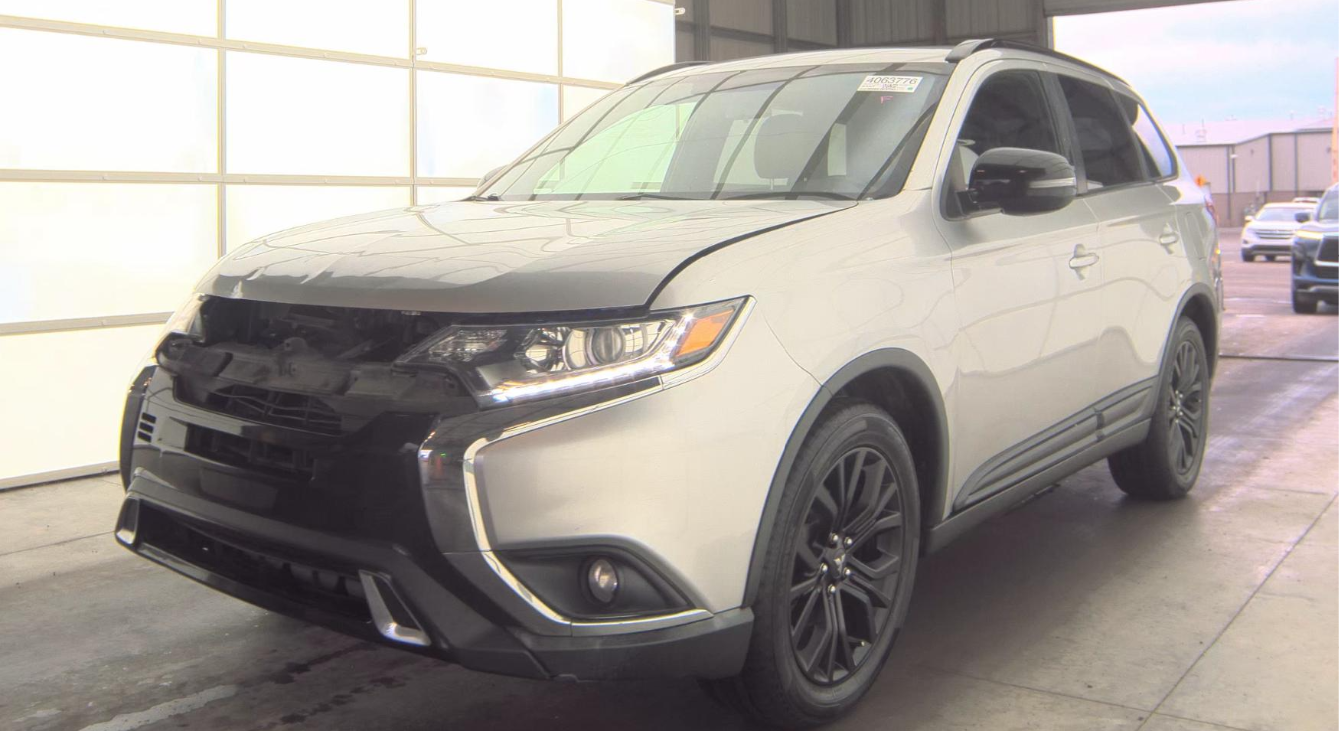 2019 Mitsubishi Outlander LE