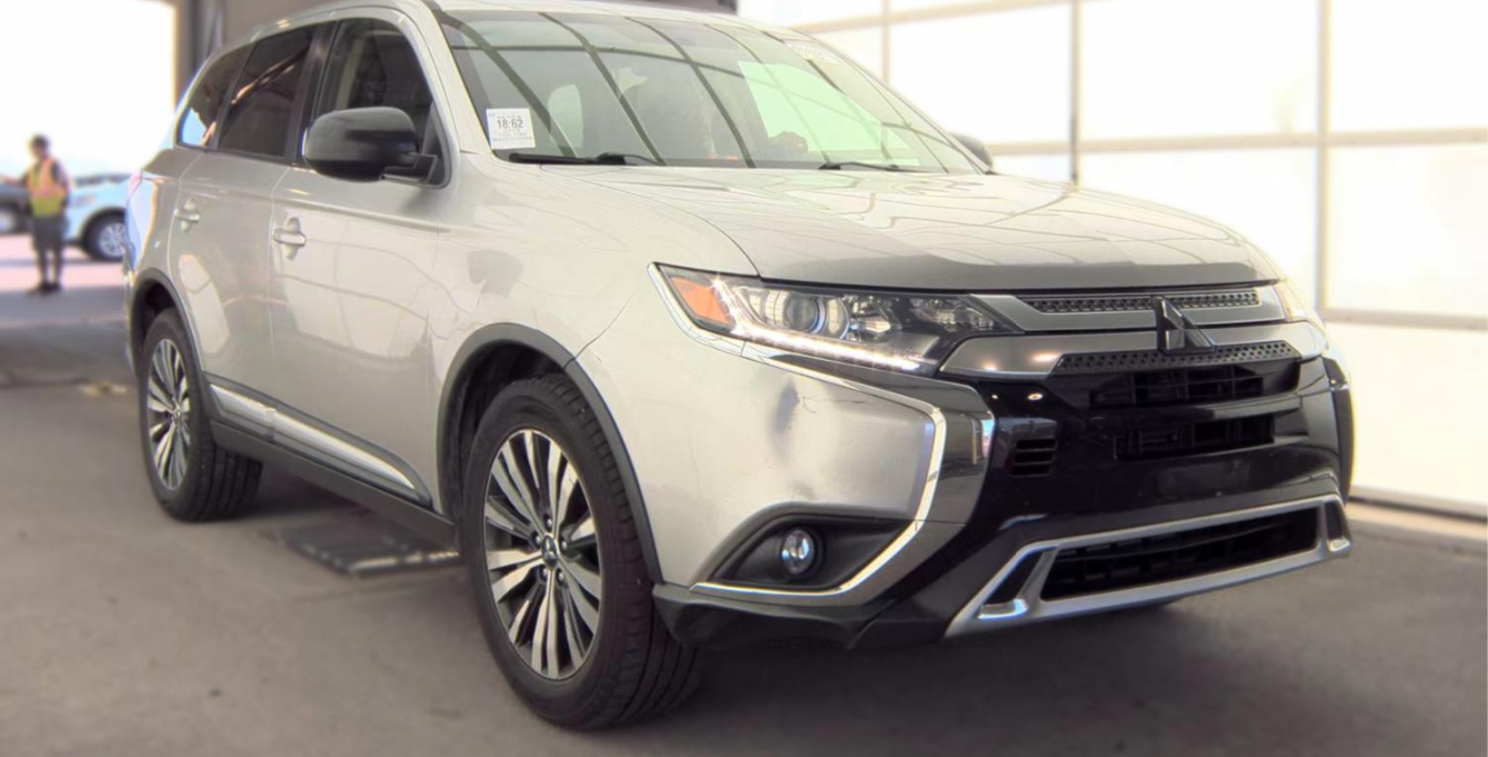 2019 Mitsubishi Outlander ES