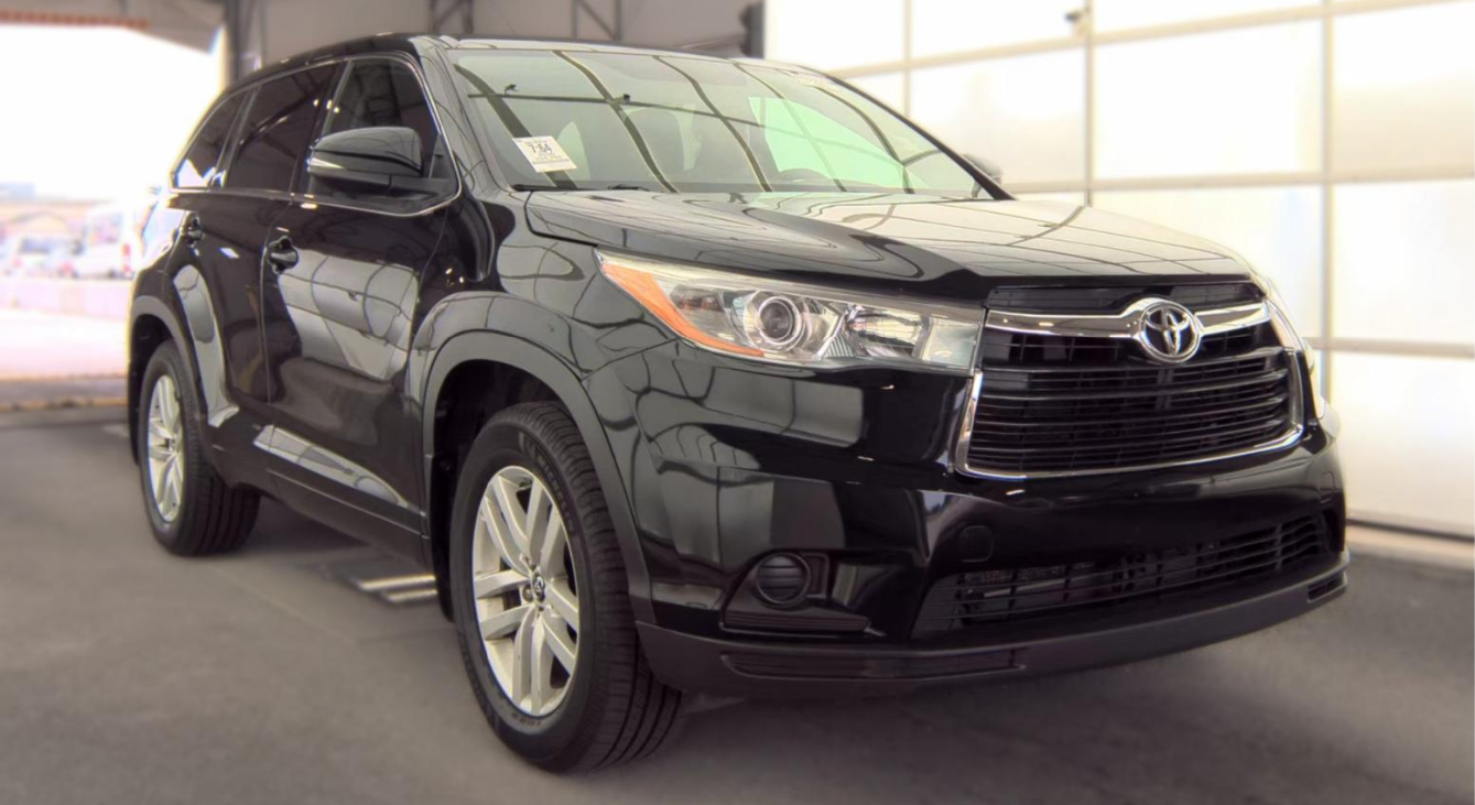2016 Toyota Highlander LE