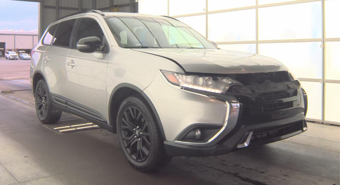 2019 Mitsubishi Outlander LE