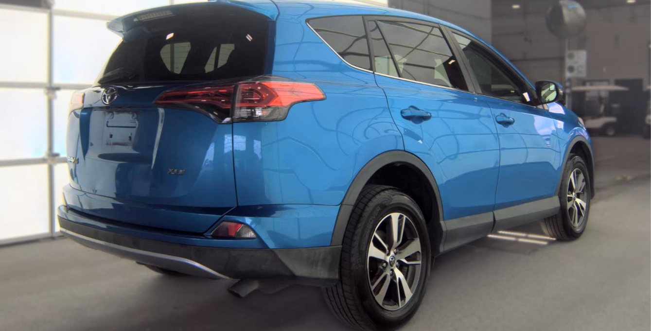 2018 Toyota RAV4 XLE
