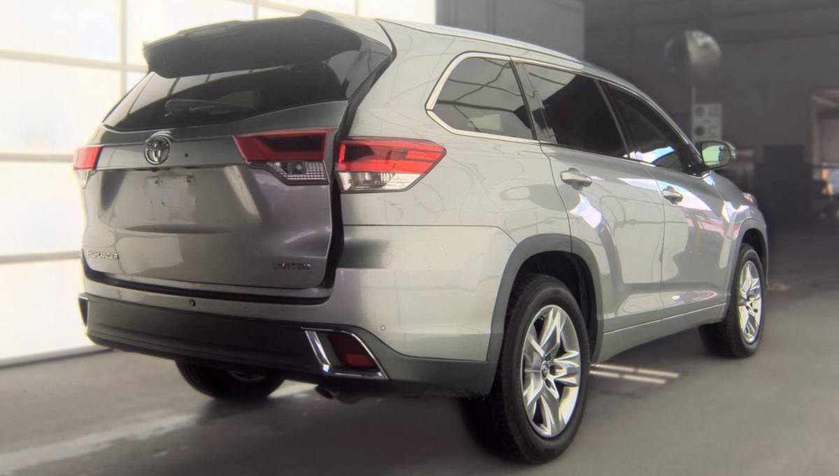 2017 Toyota Highlander Limited