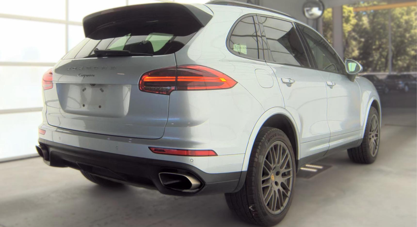 2017 Porsche Cayenne Platinum Edition
