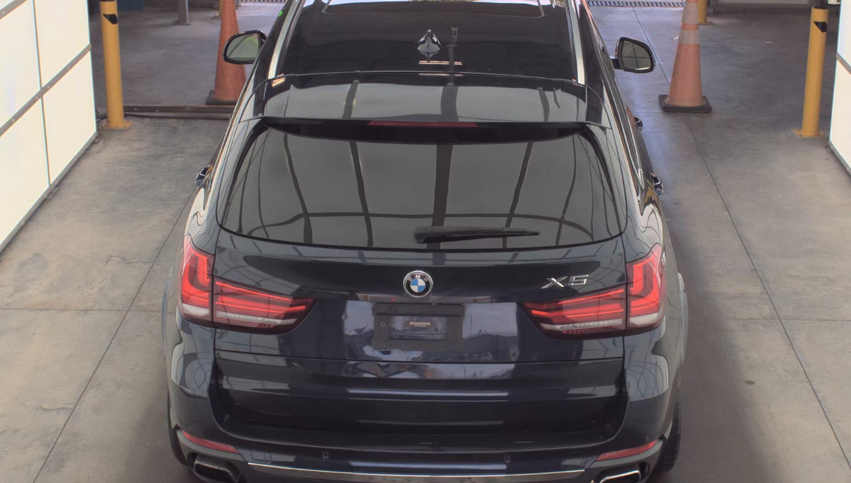 2017 BMW X5 Sports Activity Vehicle iPerformance LUXURY LINE