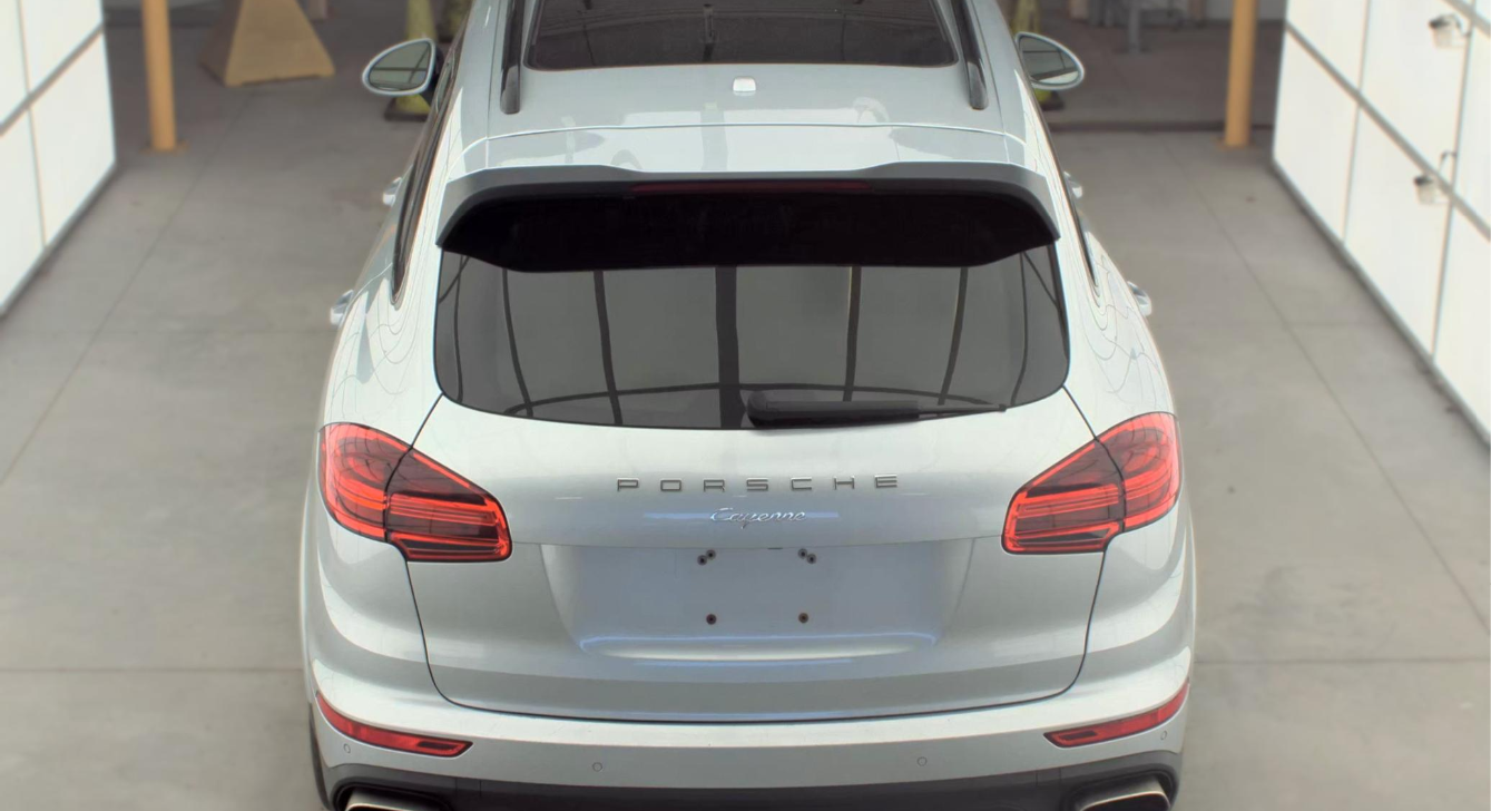 2017 Porsche Cayenne Platinum Edition