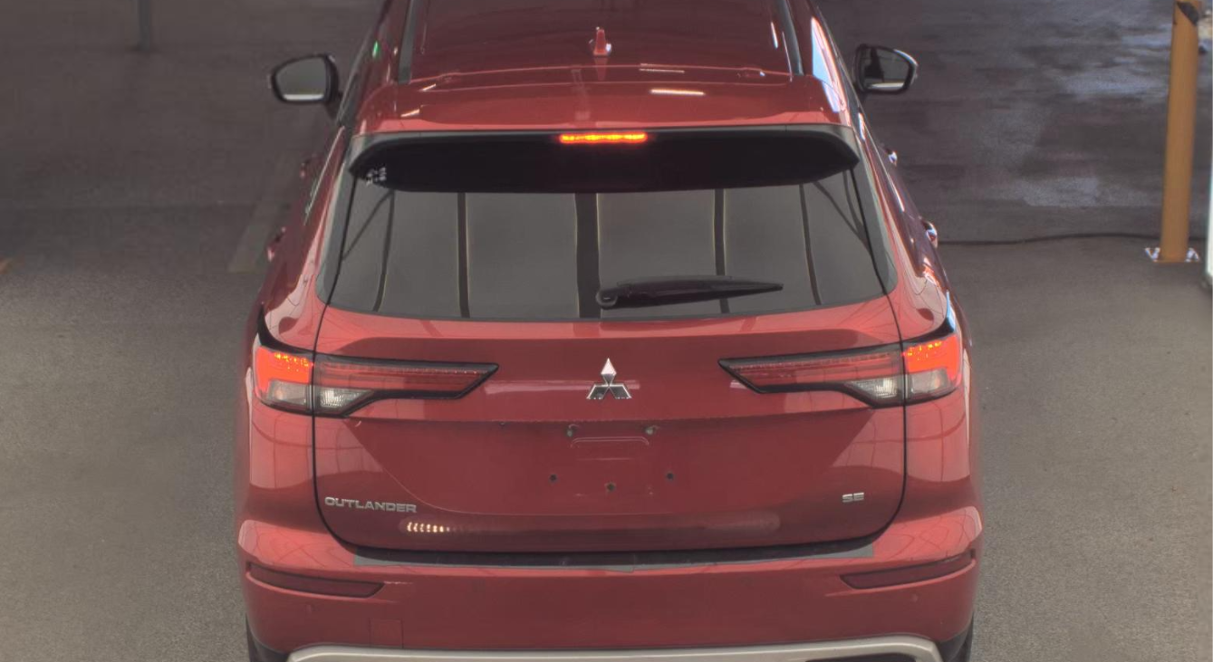 2023 Mitsubishi Outlander SE