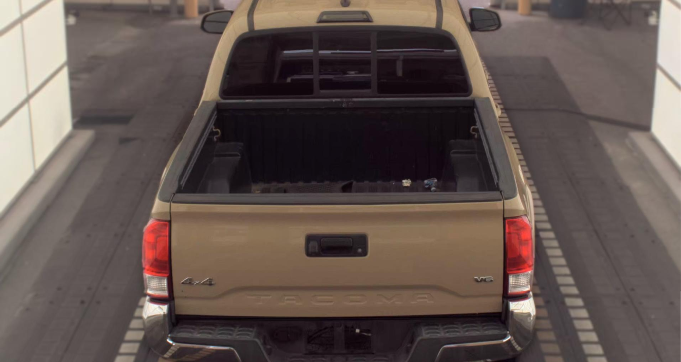 2017 Toyota Tacoma SR5 Crew Cab Medium Bed