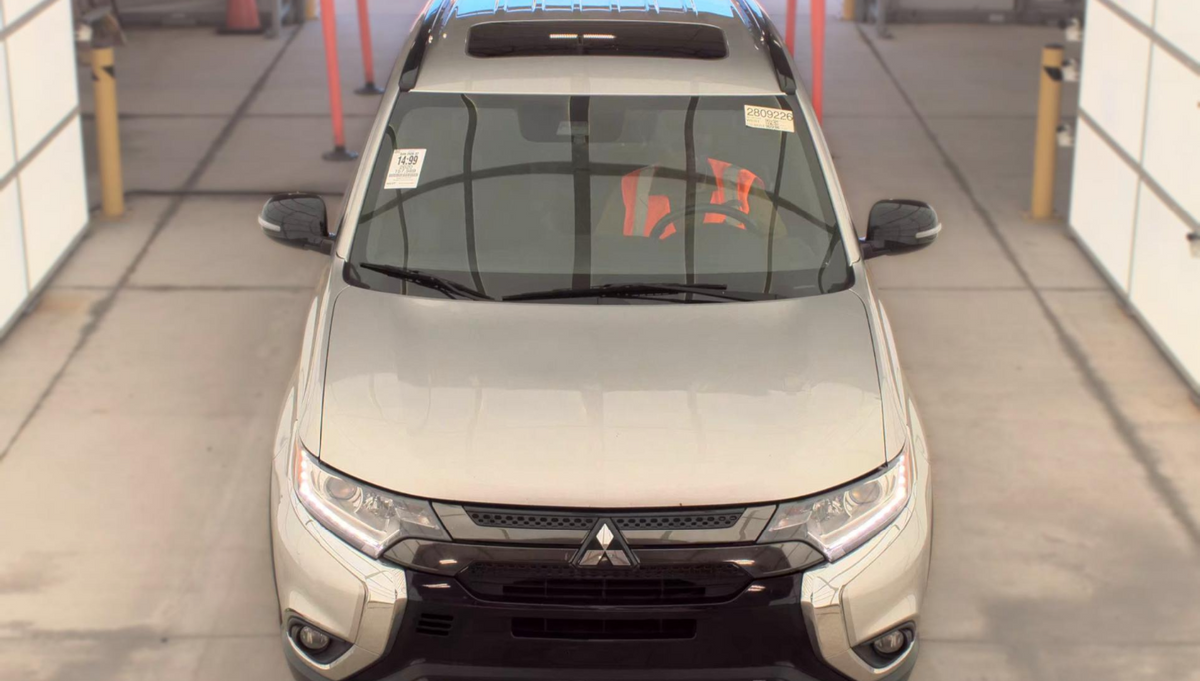 2020 Mitsubishi Outlander SE