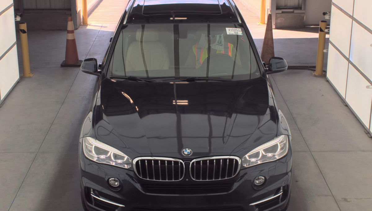 2017 BMW X5 Sports Activity Vehicle iPerformance LUXURY LINE