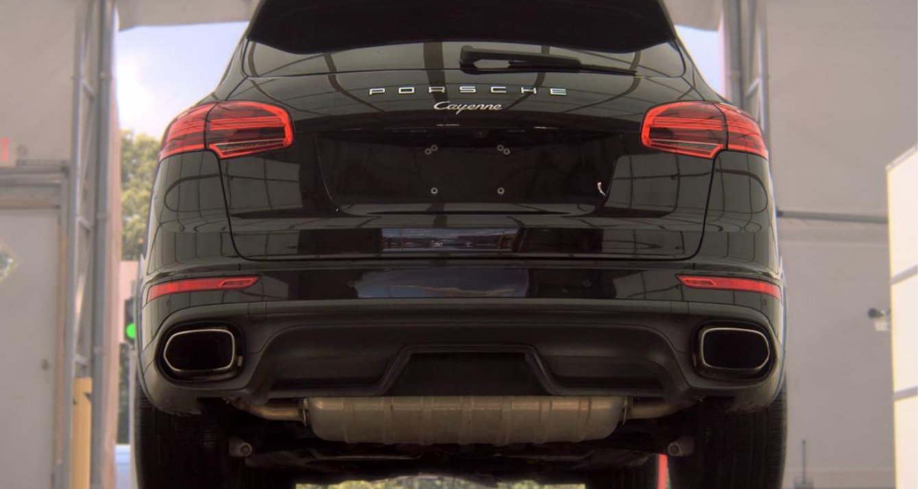 2017 Porsche Cayenne Platinum Edition