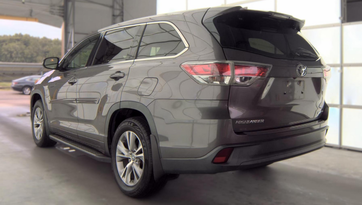 2016 Toyota Highlander LE Plus