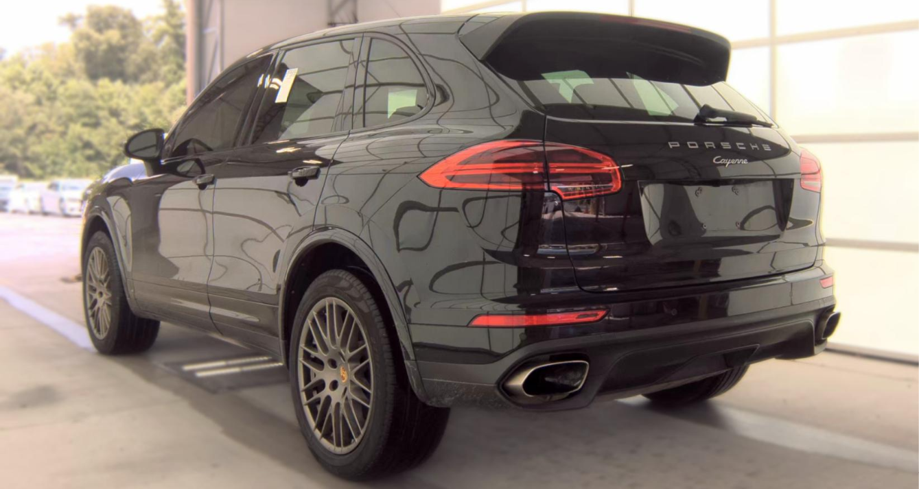 2017 Porsche Cayenne Platinum Edition