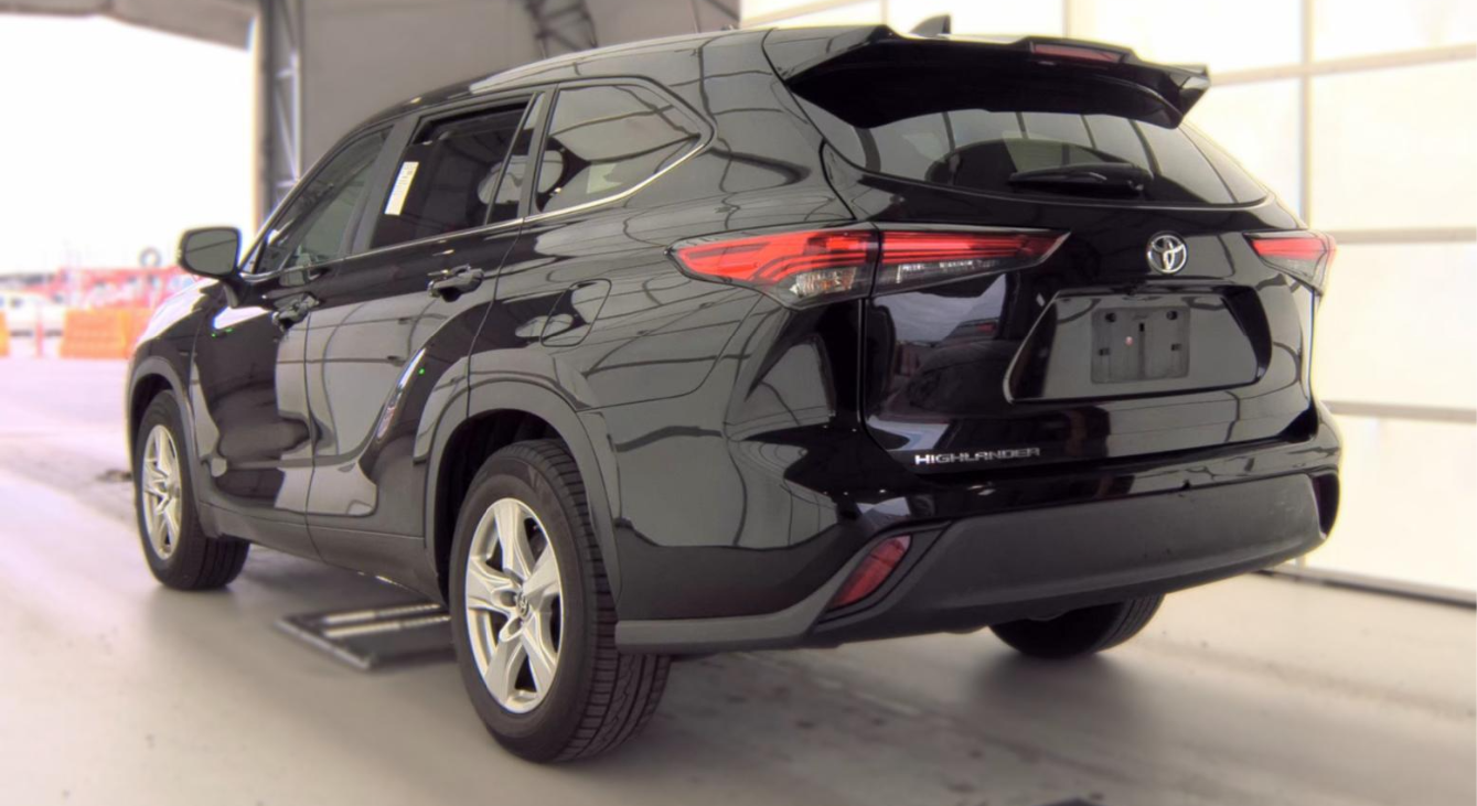 2023 Toyota Highlander LE