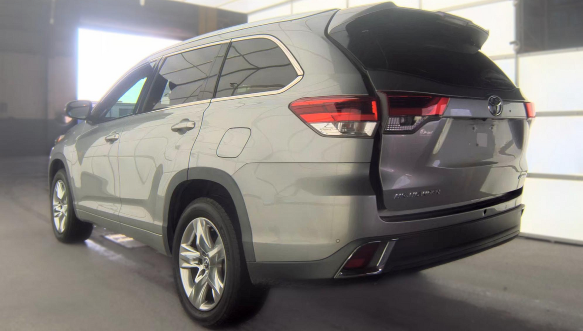 2017 Toyota Highlander Limited