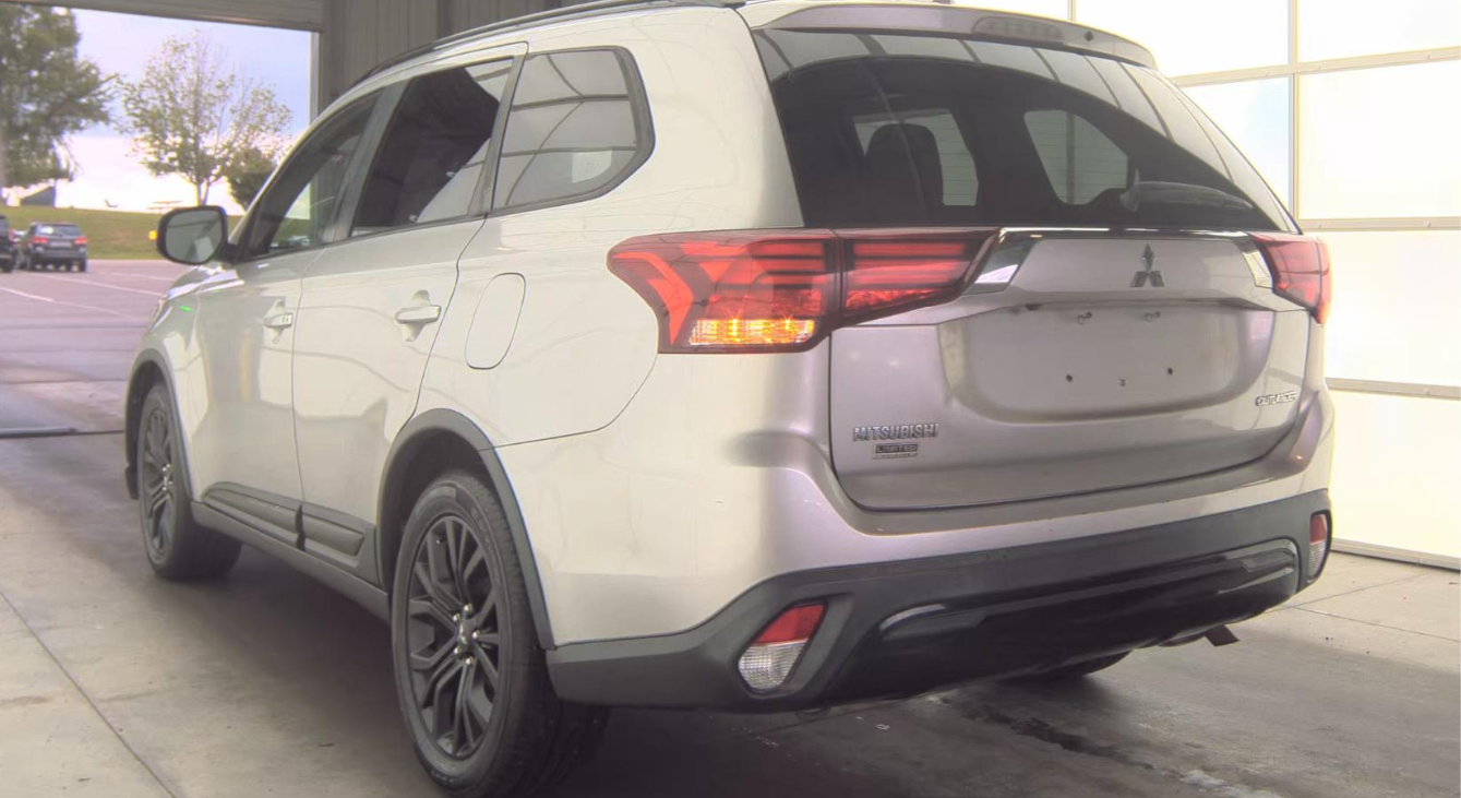 2019 Mitsubishi Outlander LE