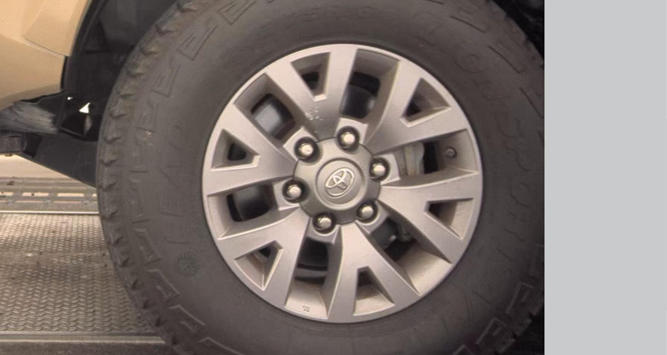 2017 Toyota Tacoma SR5 Crew Cab Medium Bed