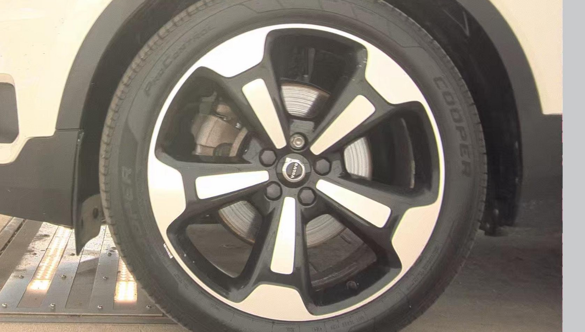 2020 Volvo XC40 T5 Momentum