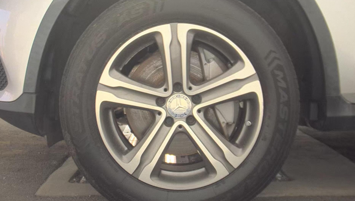 2016 Mercedes-Benz GLC 300