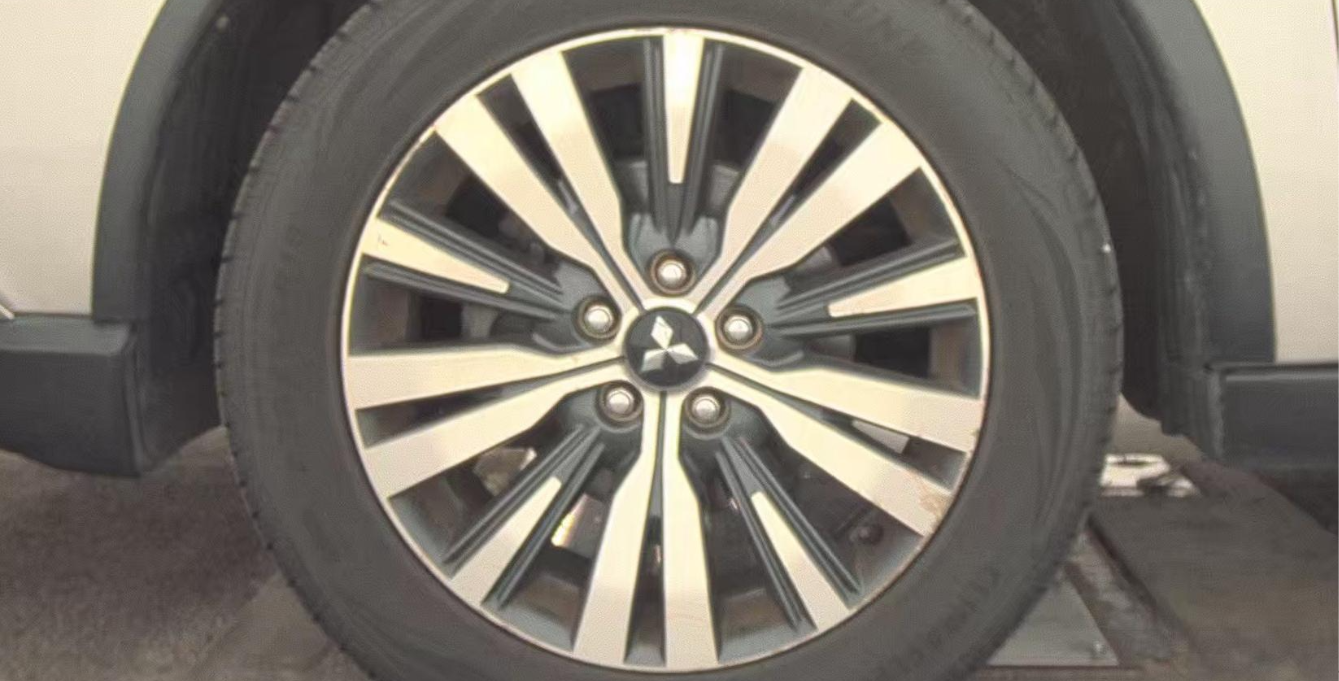 2019 Mitsubishi Outlander ES