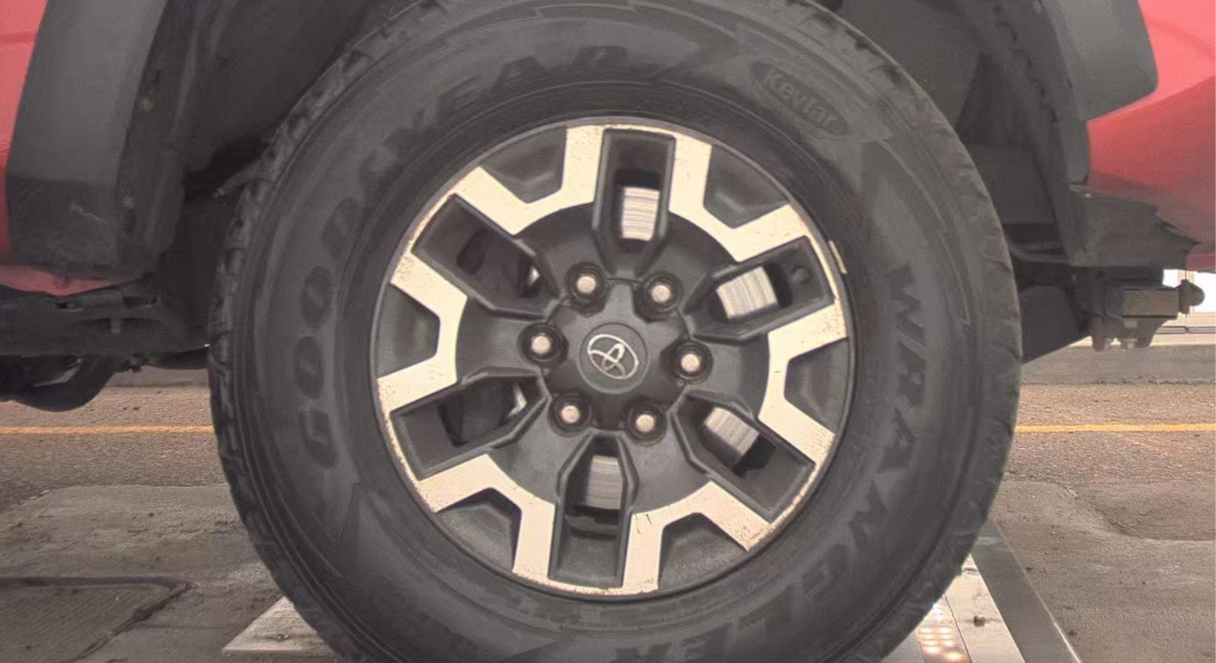 2019 Toyota Tacoma TRD Off-Road Crew Cab Medium Bed