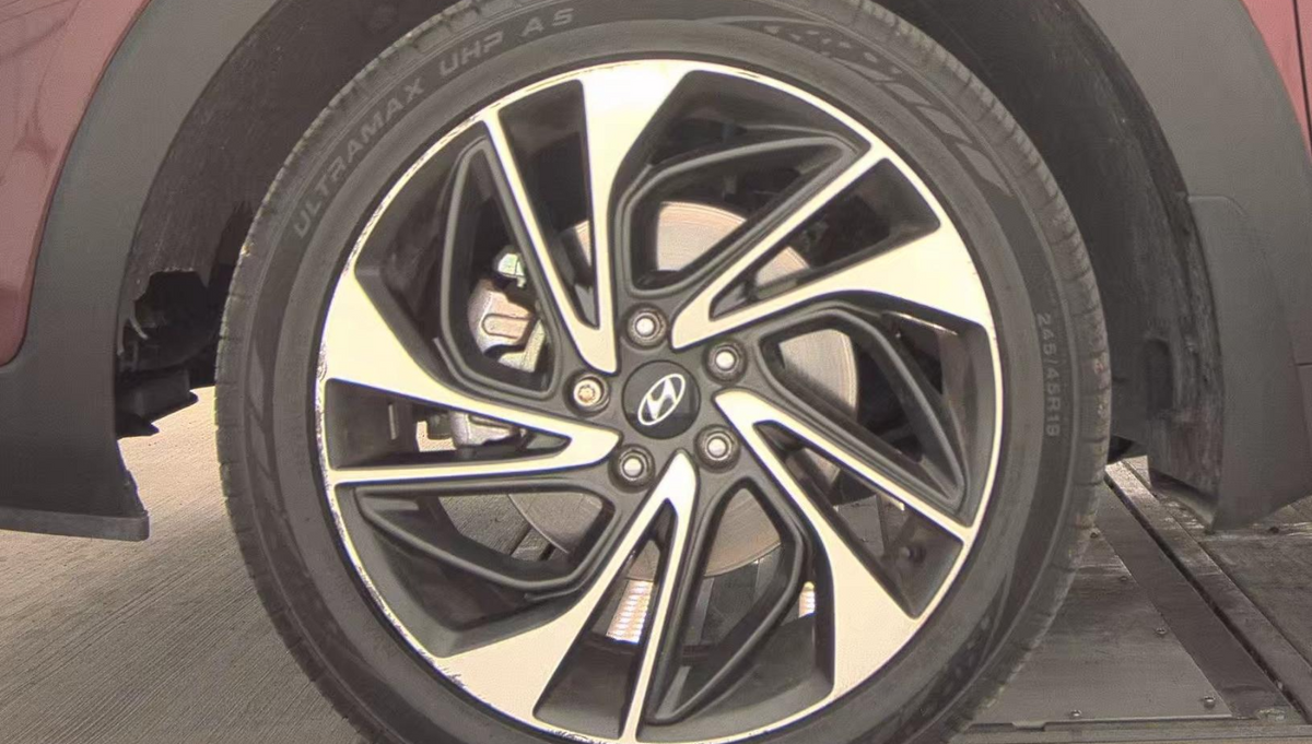 2020 Hyundai Tucson Sport