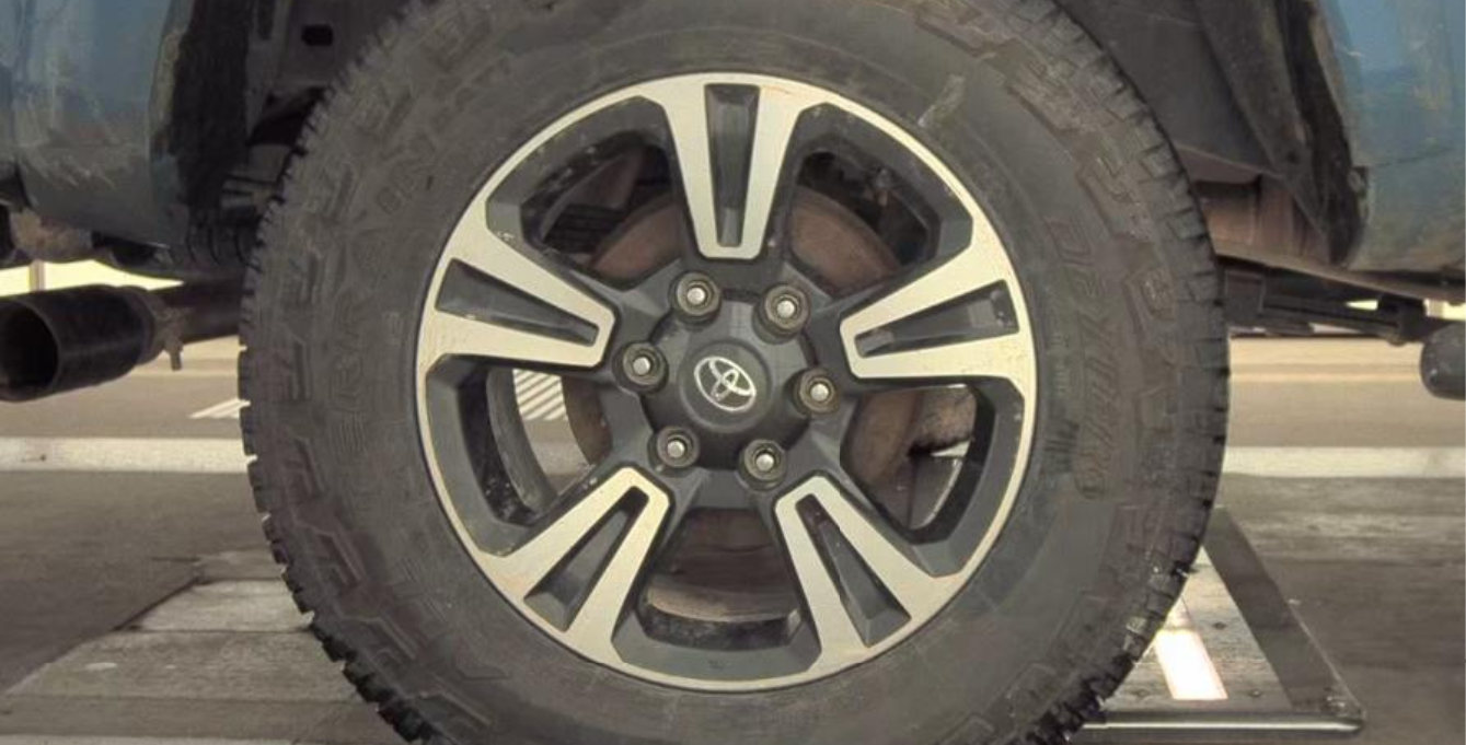 2019 Toyota Tacoma TRD Sport Crew Cab Medium Bed