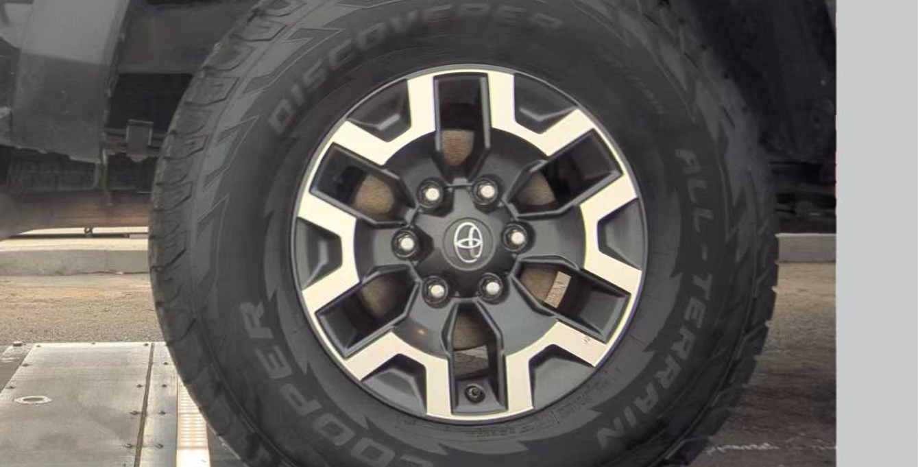 2017 Toyota Tacoma TRD Off-Road Crew Cab Long Bed