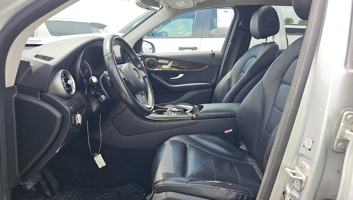 2016 Mercedes-Benz GLC 300