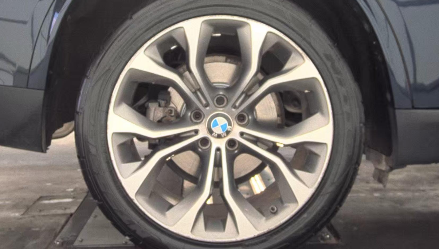 2017 BMW X5 Sports Activity Vehicle iPerformance LUXURY LINE