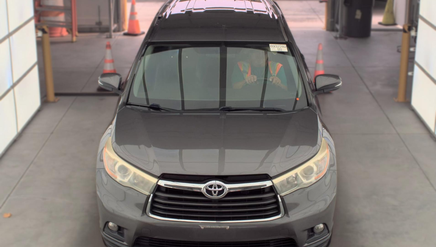 2016 Toyota Highlander LE Plus